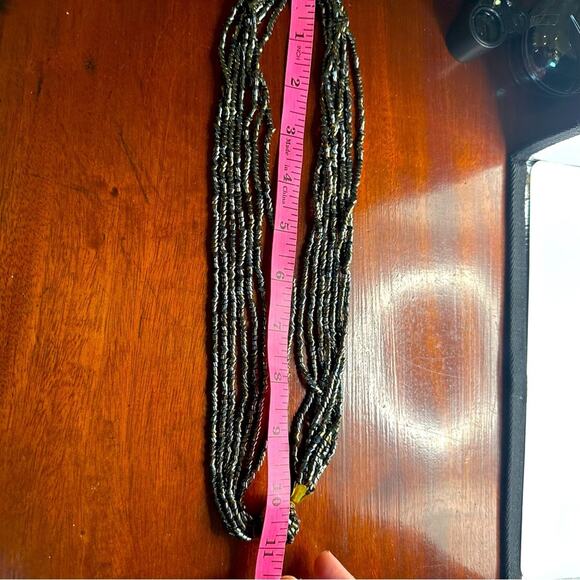 Unbranded Black Multi 7 Strand Beaded Knot Necklace Irridesent - Picture 9 of 10